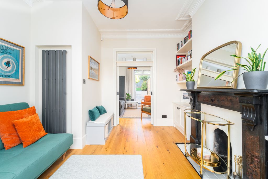 Property photo 1 of 17 Mba09635-Edit