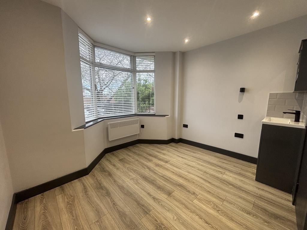 Property photo 1 of 3 1