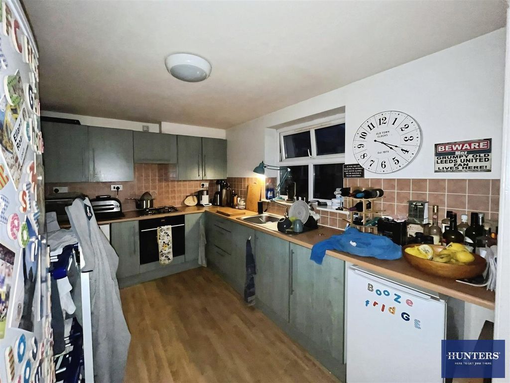 Property photo 2 of 10 895Aff6F-5.Jpg