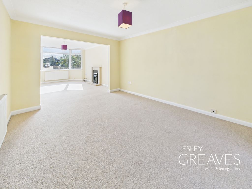 Property photo 3 of 21 Lounge/Diner