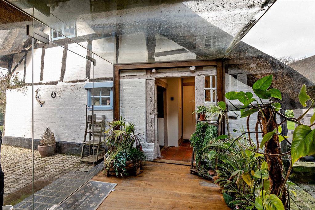 Property photo 3 of 34 Picture No. 33