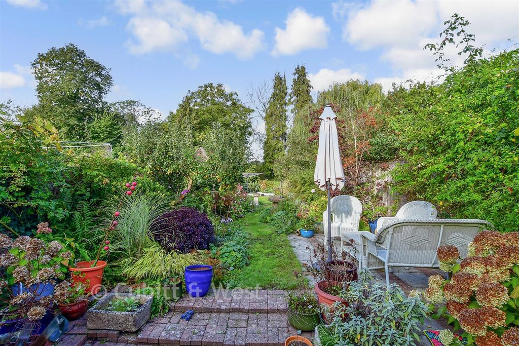 Property photo 2 of 11 Rear Garden