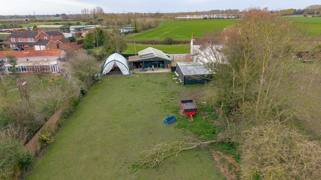 Property photo 3 of 5 Photo 3