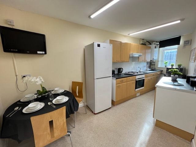 Property photo 1 of 13 Open-Plan Living!