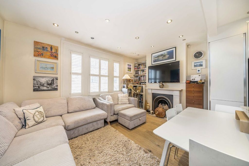 Property photo 3 of 9