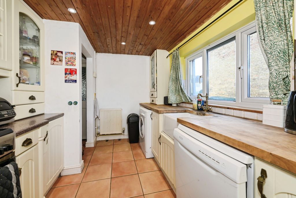Additional image 10 of 2 bed detached house for saleMiddle Watch, Cambridge CB24
