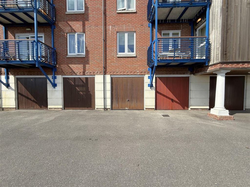 Property photo 2 of 13 10.Jpg