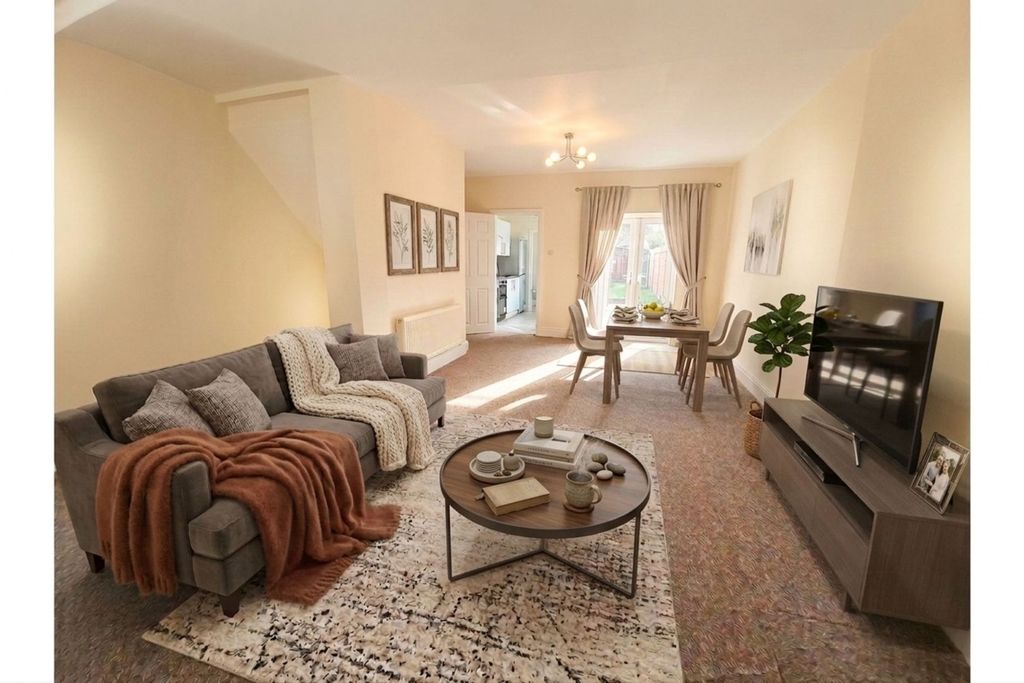 Property photo 2 of 9