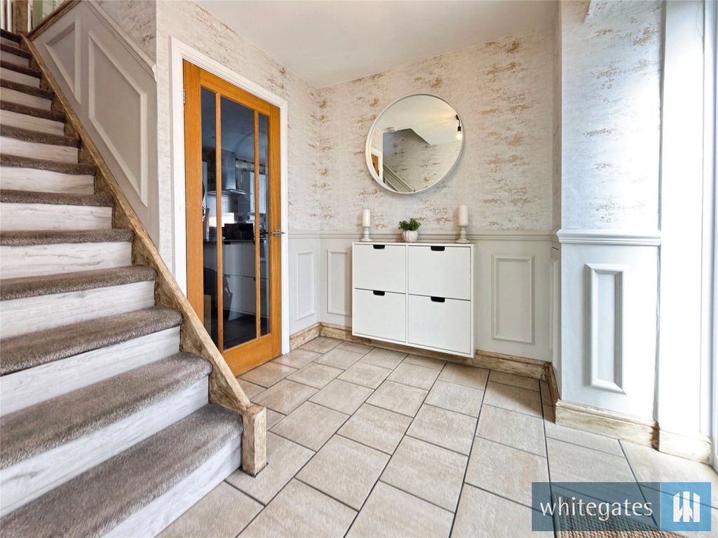 Property photo 2 of 22 Picture No. 33