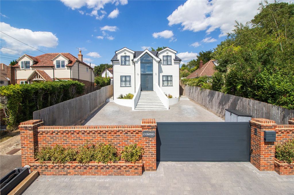 Property photo 1 of 27 External