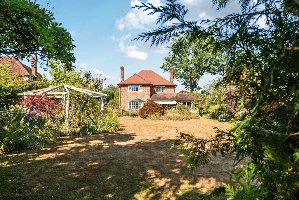 Property photo 1 of 18