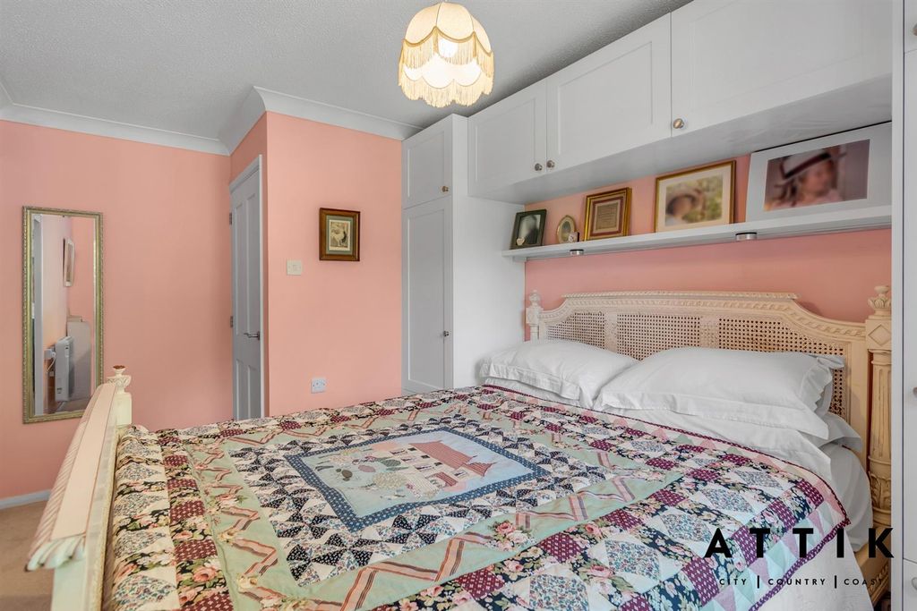 Additional image 20 of 2 bed flat for saleThe Limes, London Road, Halesworth IP19