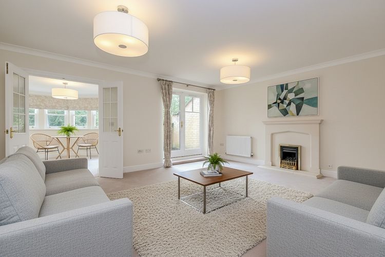 Property photo 2 of 19 307520