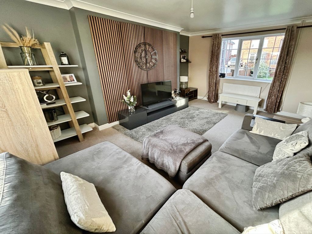 Property photo 3 of 18 F0Feb427-Img_9196