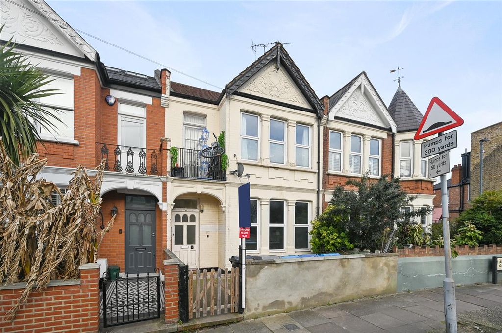 Property photo 1 of 11