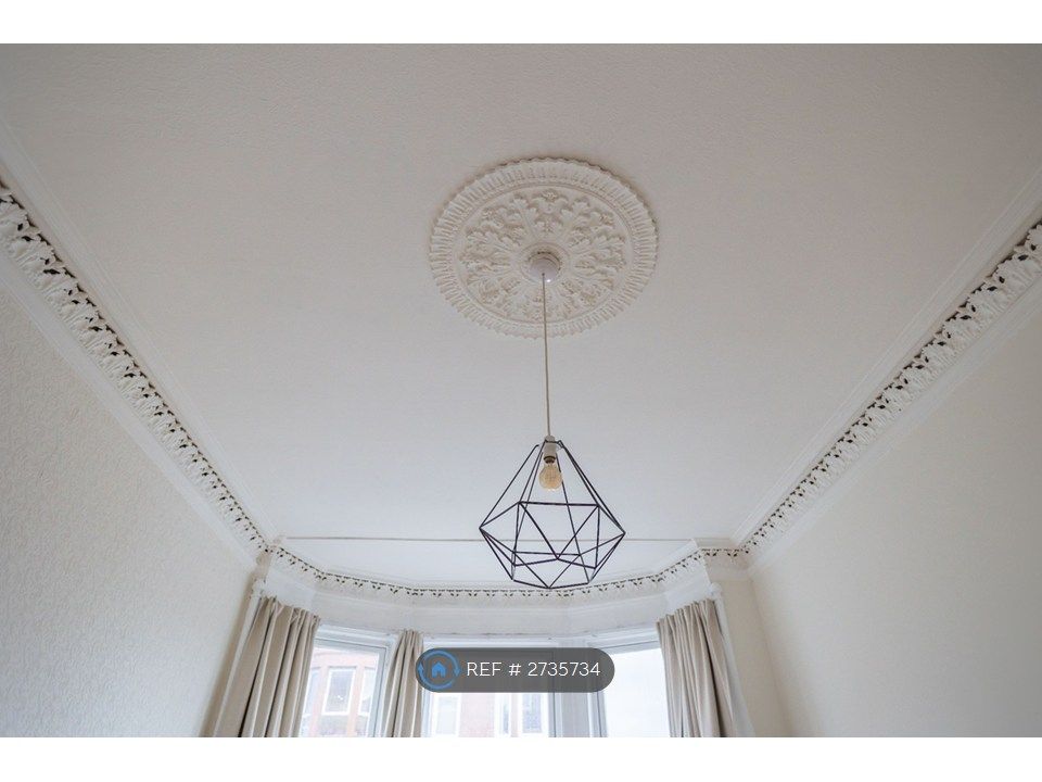 Property photo 3 of 11 Living Room