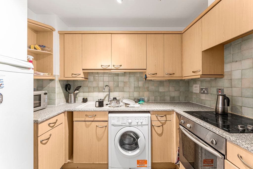 Property photo 2 of 14 Kitchen