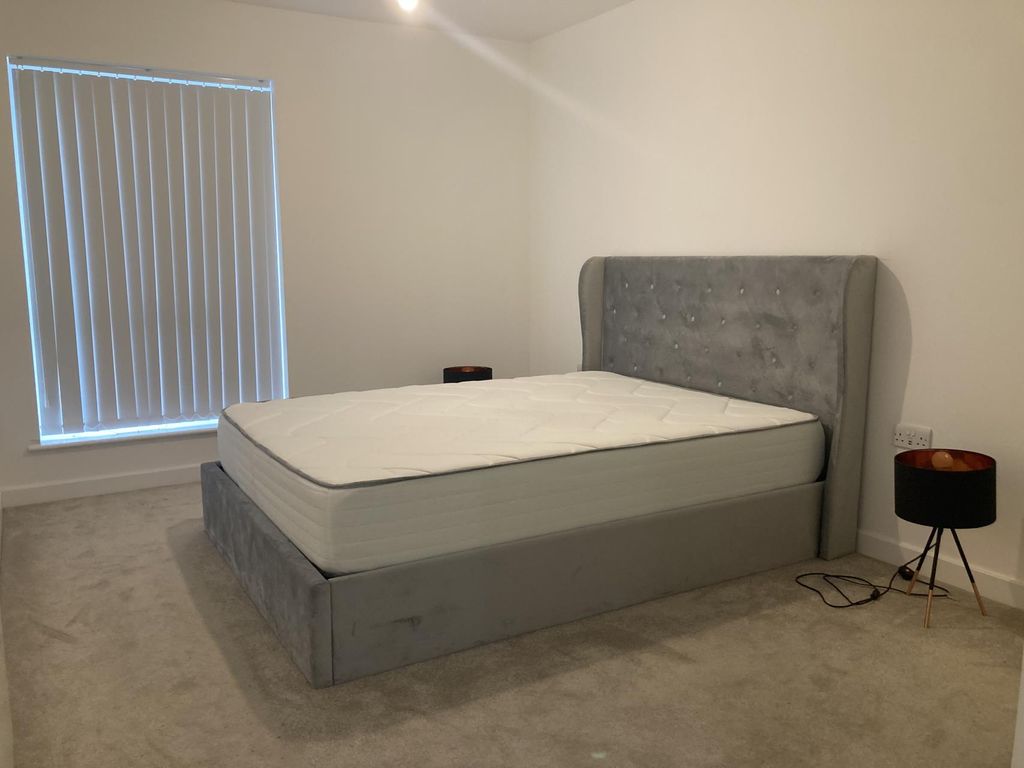 Property photo 3 of 4