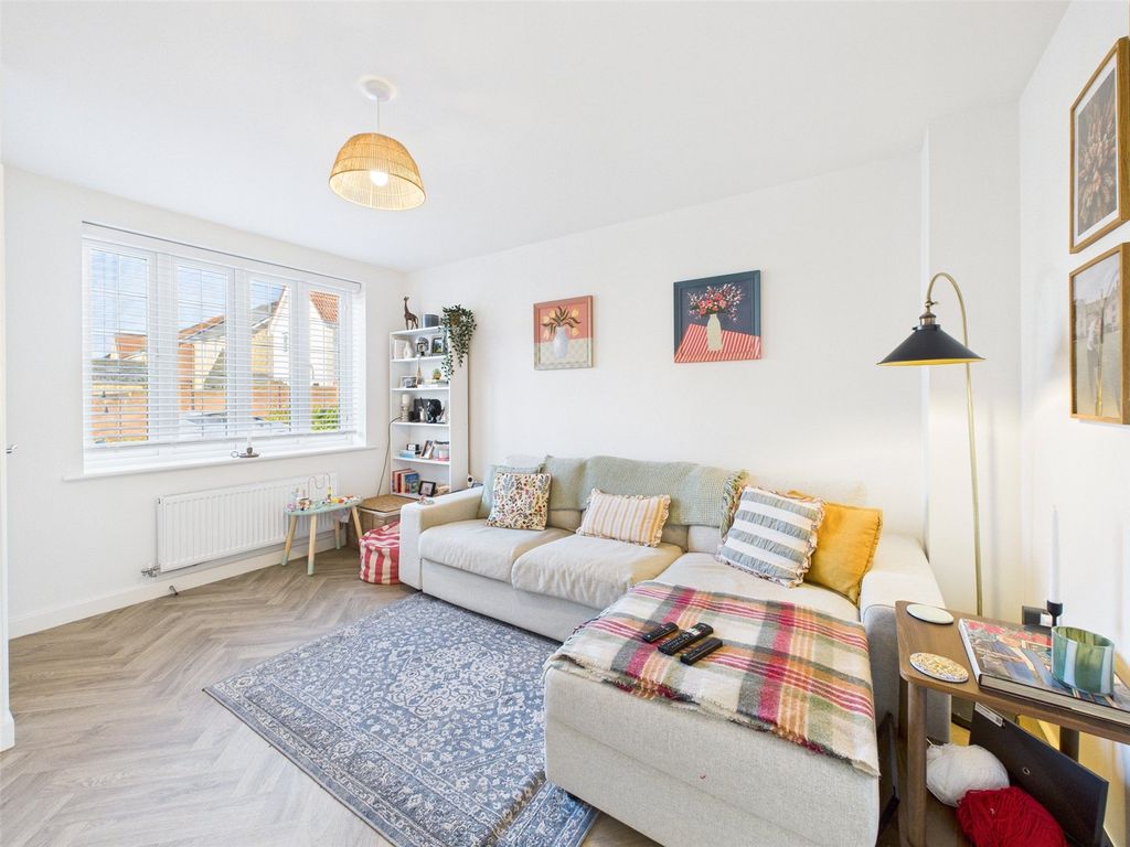 Property photo 3 of 21 Picture No. 07