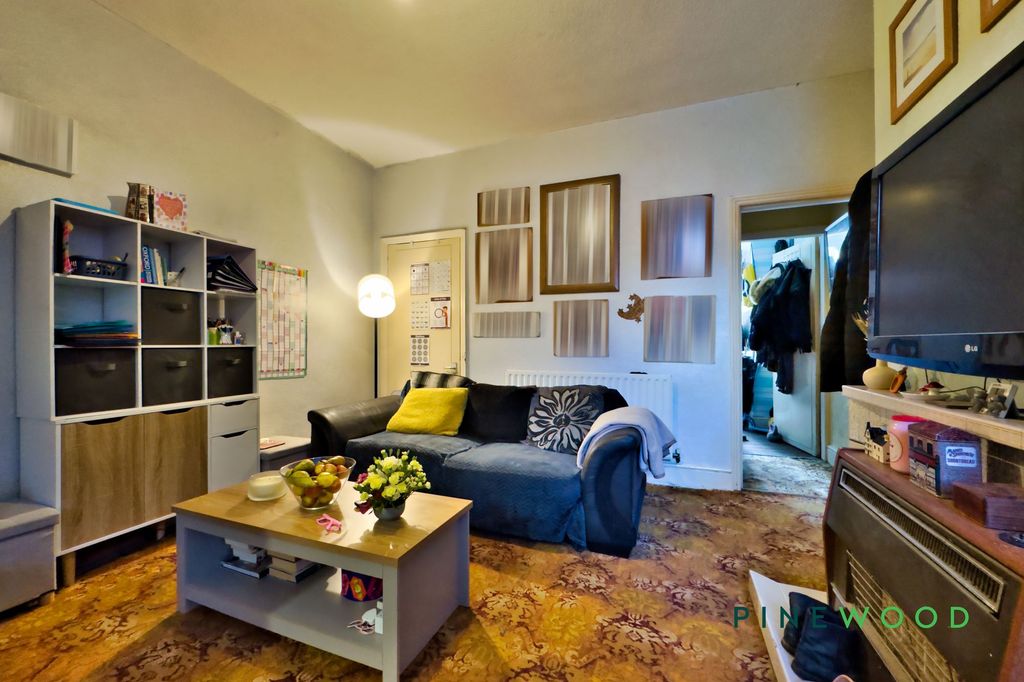 Property photo 2 of 13 Dining Room