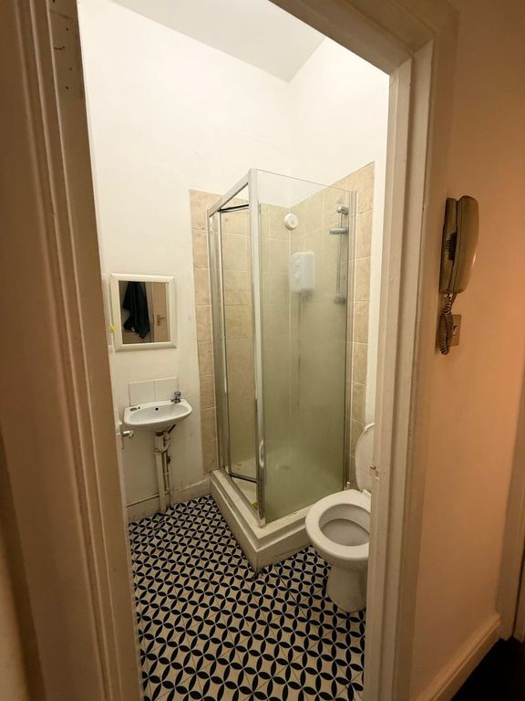 Property photo 3 of 3