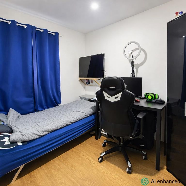 Property photo 3 of 8