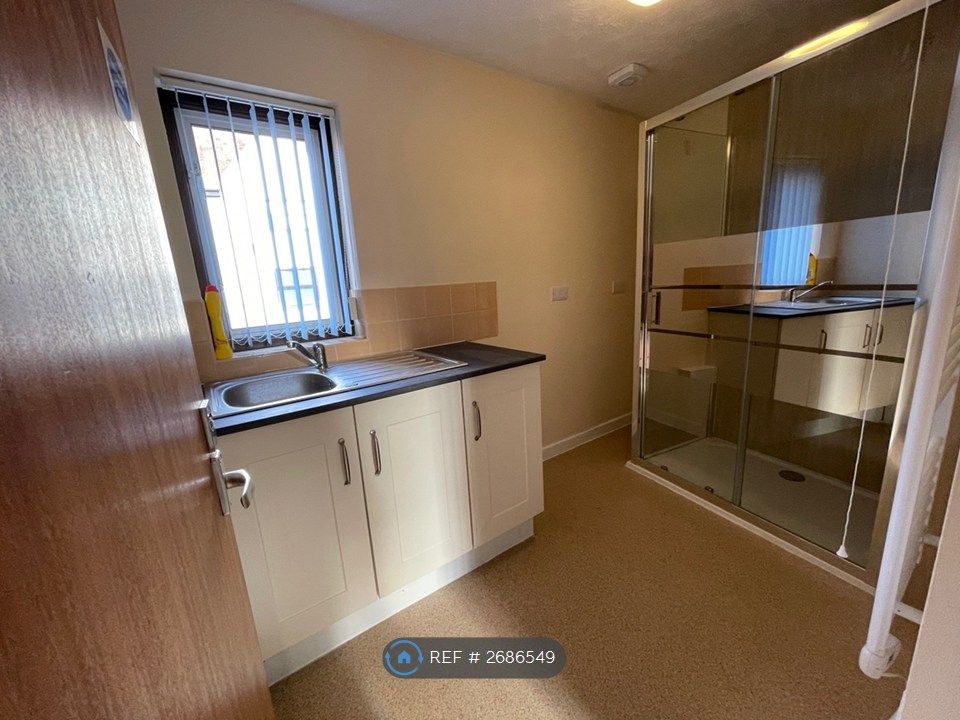 Property photo 2 of 3 Shower Room