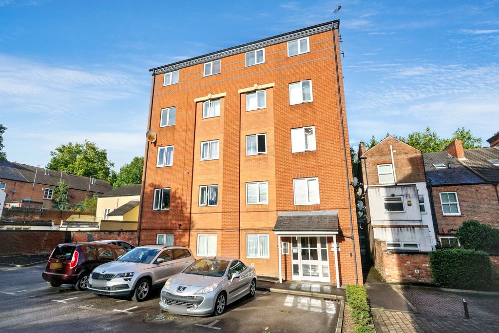 Property photo 1 of 10 15 Delta Court, Alpha Terrace, Nottingham, Nottinghamshire, Ng1 4Er