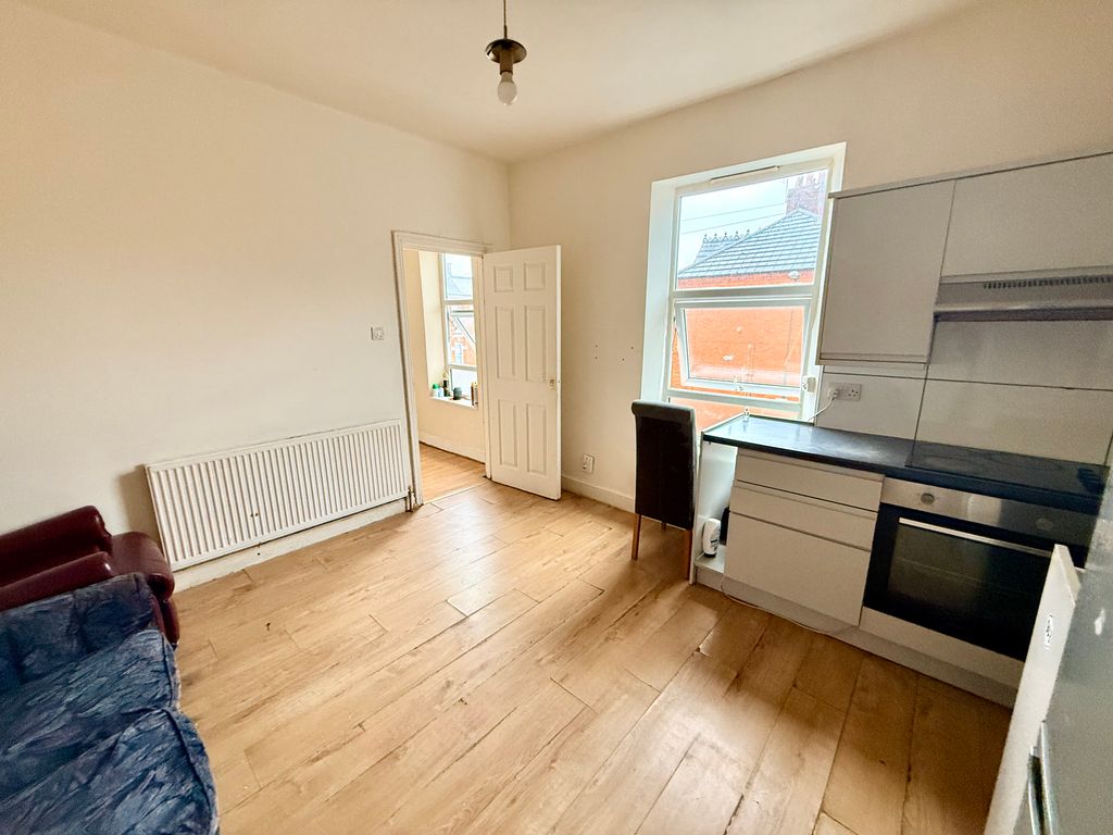 Property photo 3 of 4