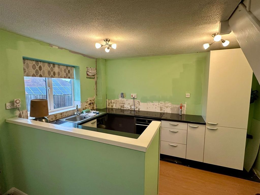 Property photo 3 of 8