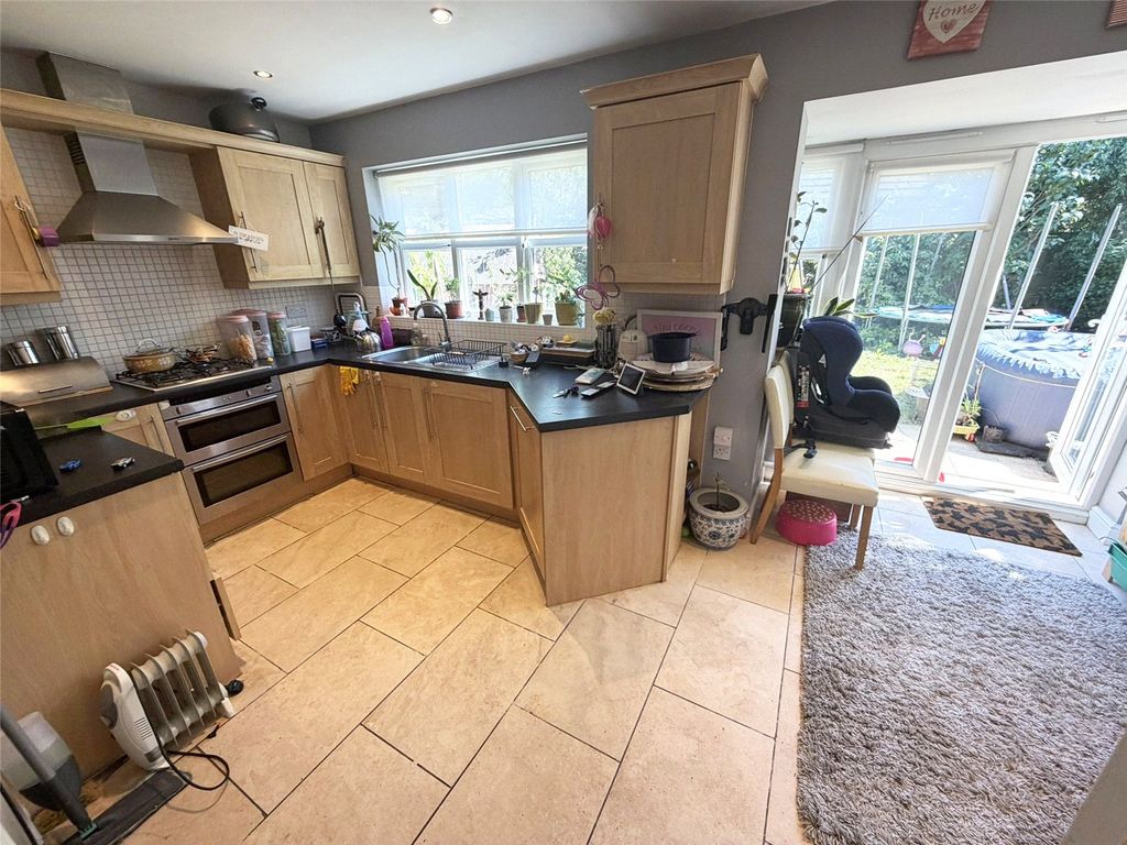 Property photo 2 of 20 Picture No. 46