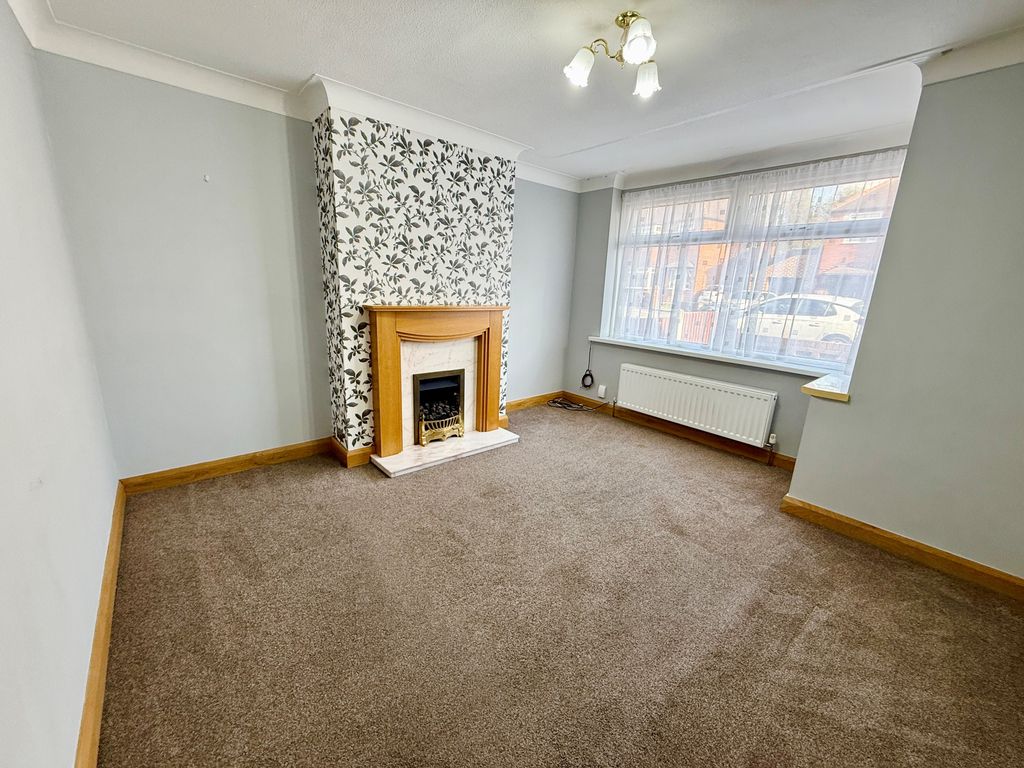 Property photo 2 of 21 Bedroom 1