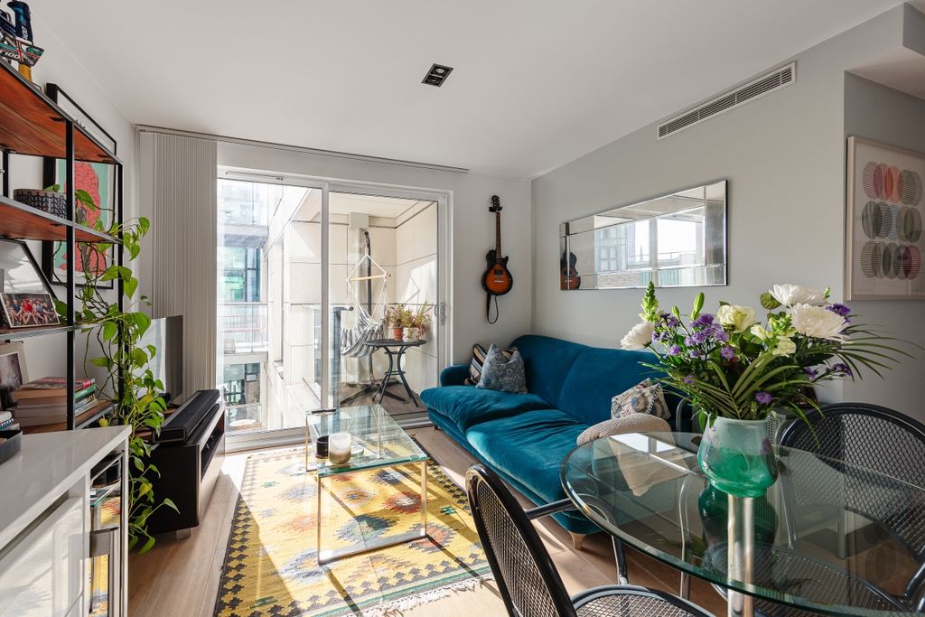 Property photo 2 of 13 094A8594