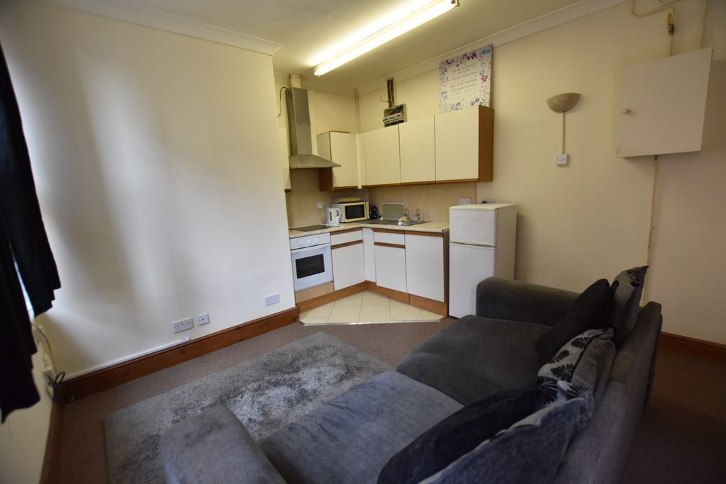 Property photo 3 of 3
