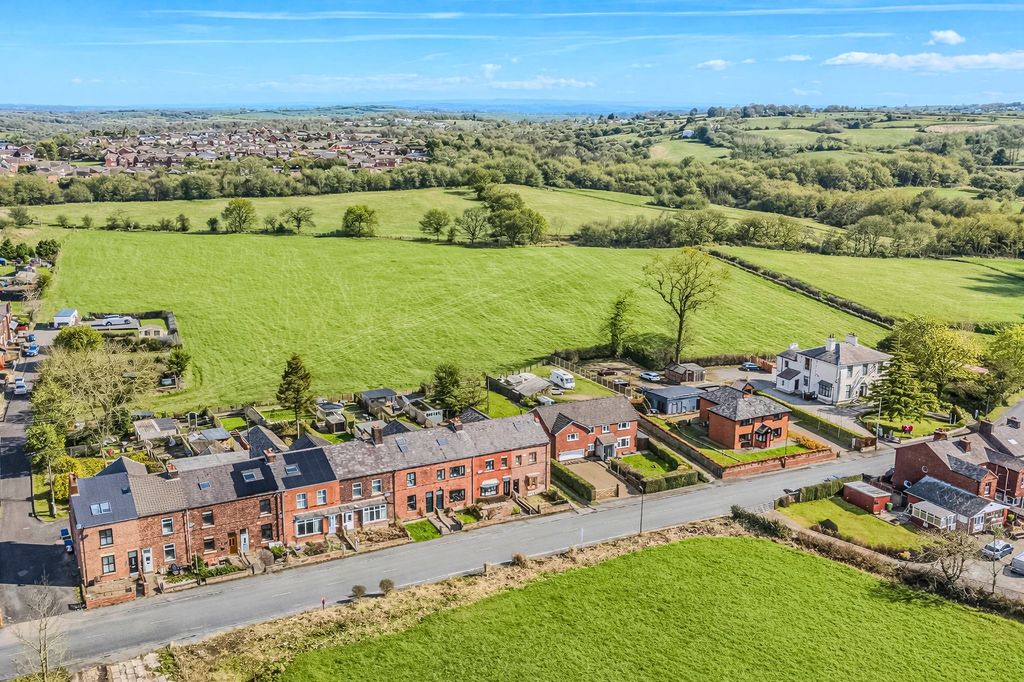 Property photo 1 of 45