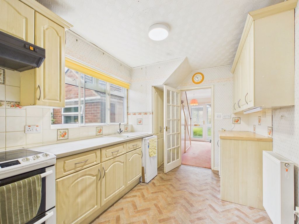 Property photo 2 of 20 5274304
