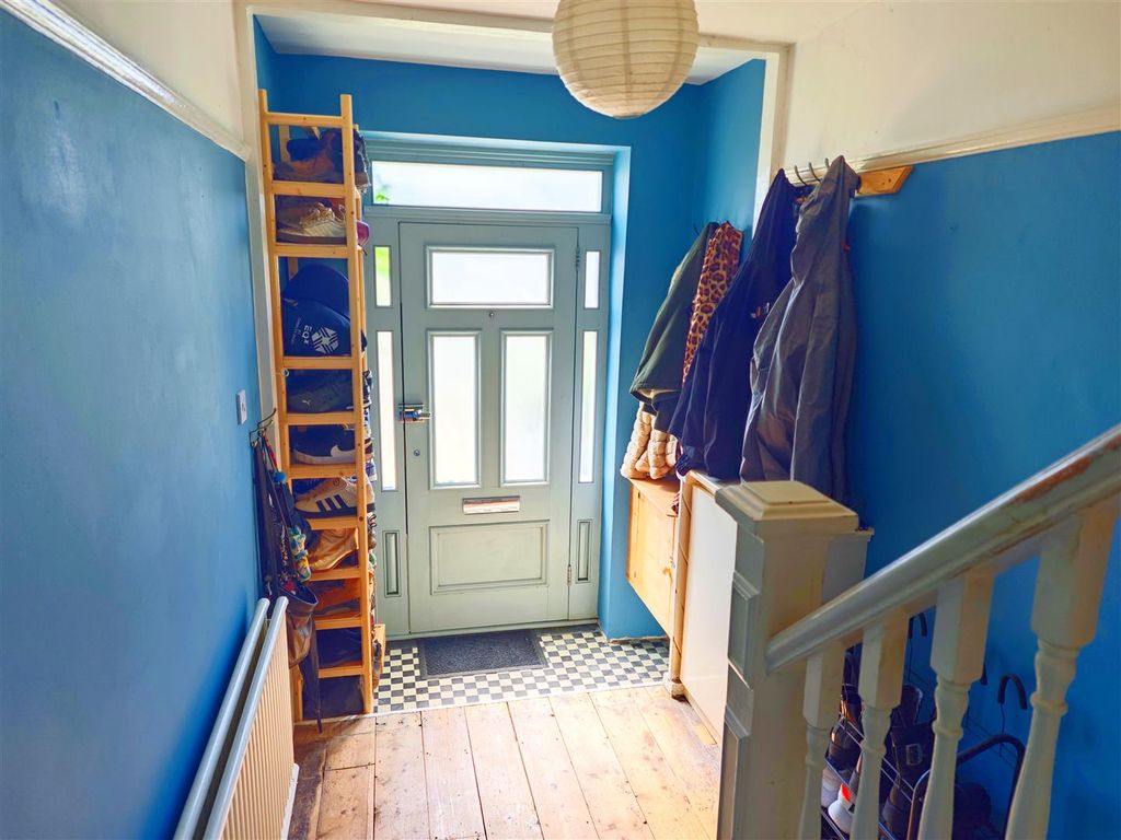 Property photo 3 of 31 Hallway And Stairs.Jpg