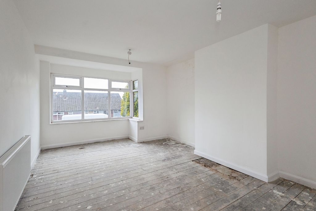 Property photo 2 of 15 Pbox-Img.Jpg