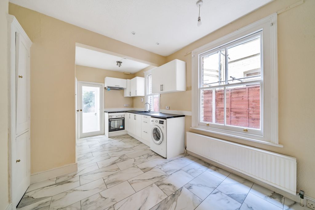 Property photo 2 of 6 1049144 (2)