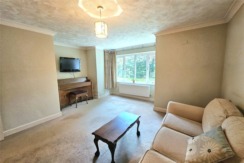 Property photo 2 of 8 Picture No. 04