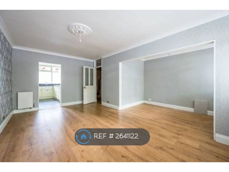 Property photo 2 of 6 Reception