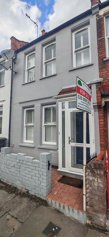 Property photo 1 of 8 235142295834153067.J