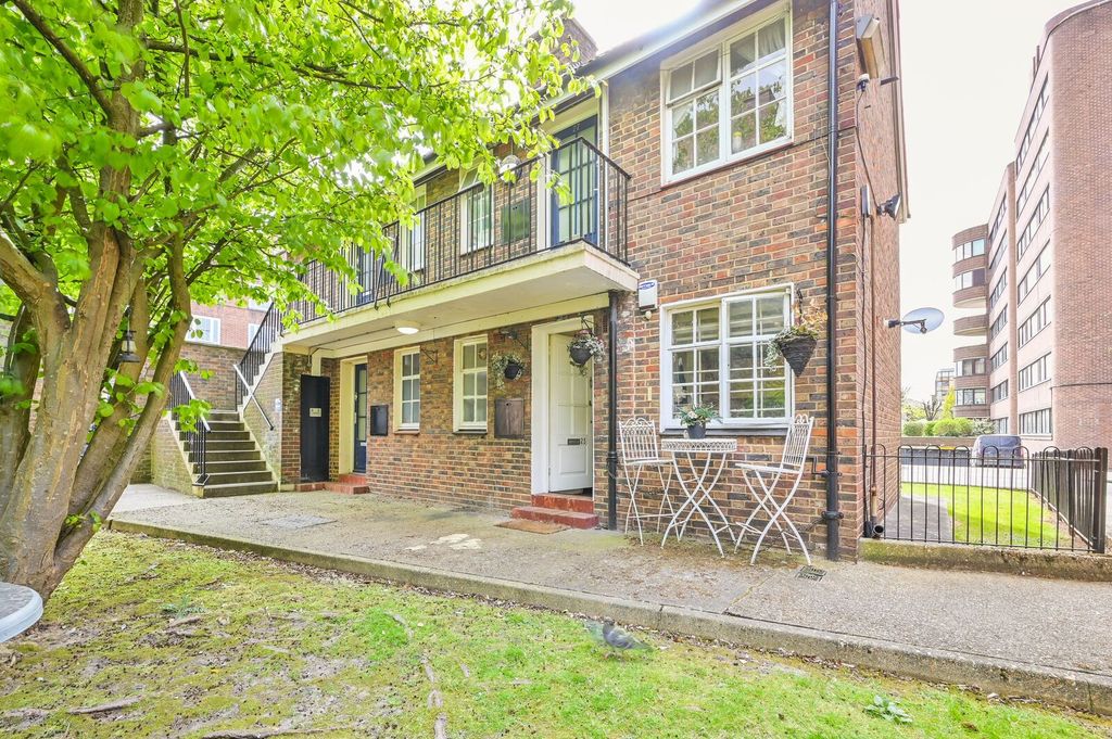 Property photo 1 of 5