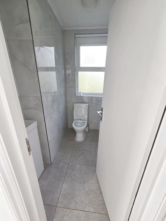 Property photo 3 of 3