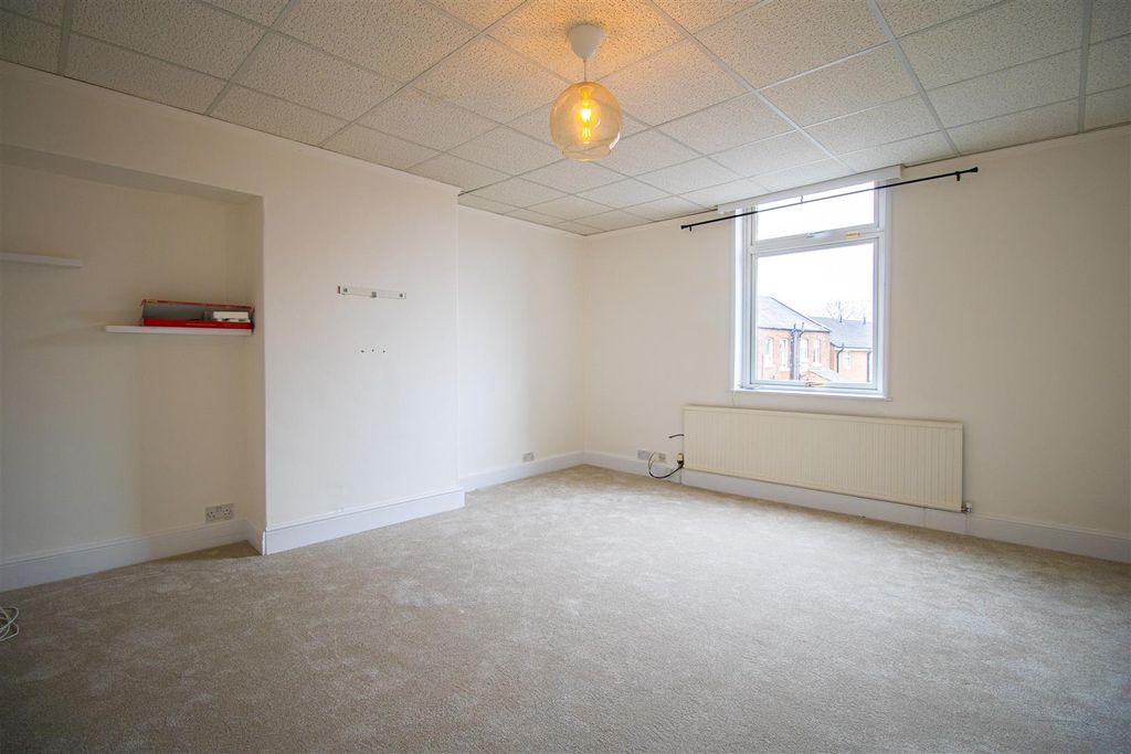 Property photo 2 of 7 Reception