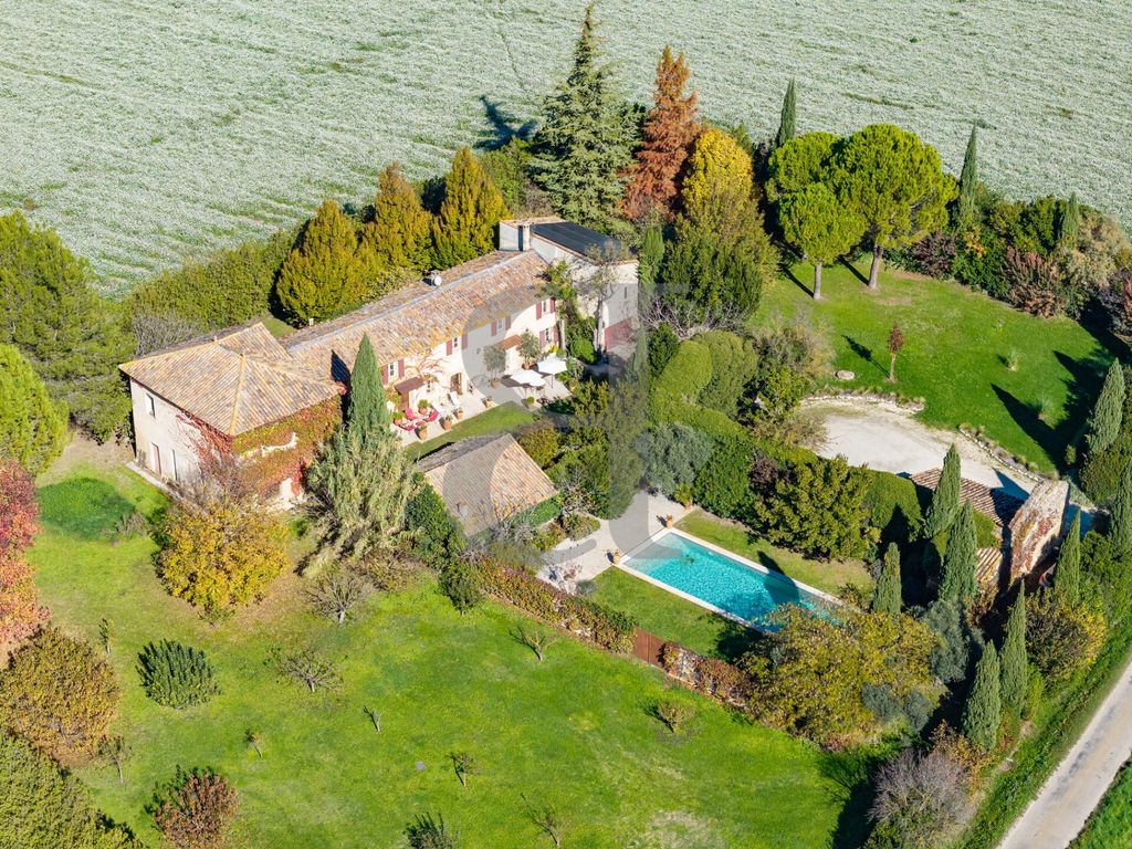 Property photo 1 of 43