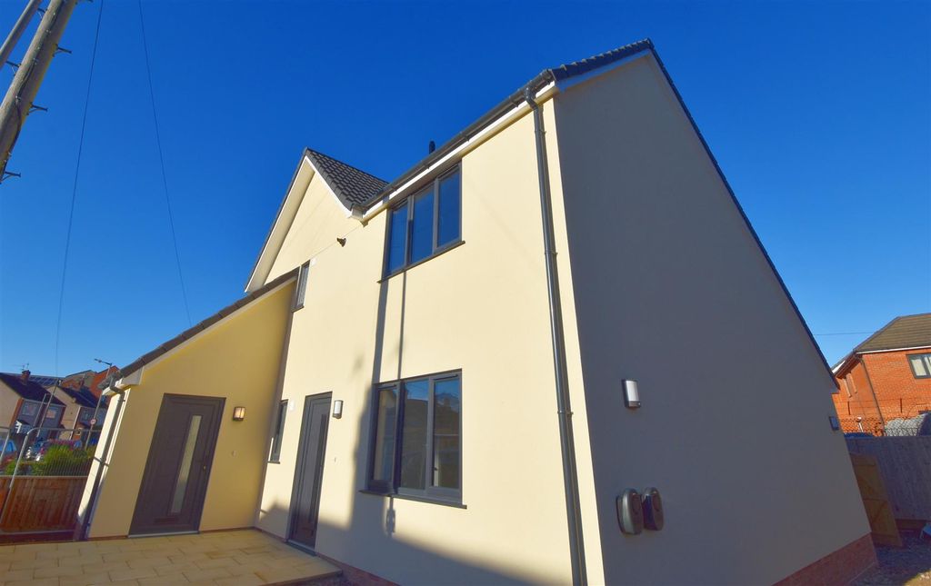 Property photo 1 of 18 Front Shot 1.Jpg