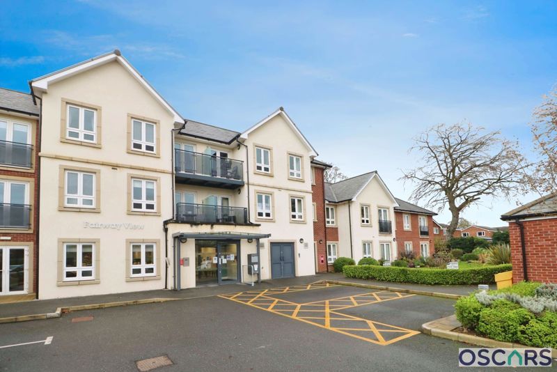 Property photo 1 of 13 Photo 4