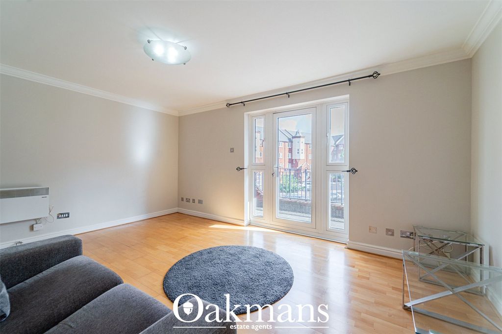 Property photo 3 of 41 Picture No. 07