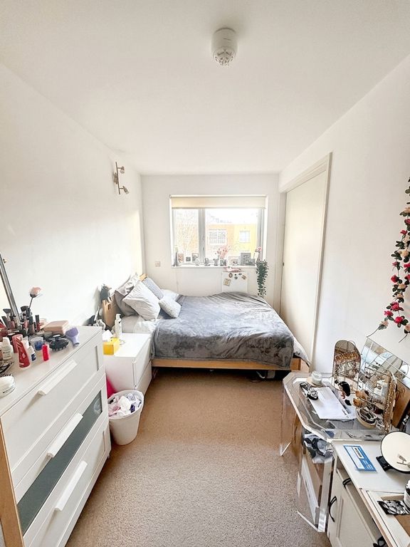 Property photo 2 of 7